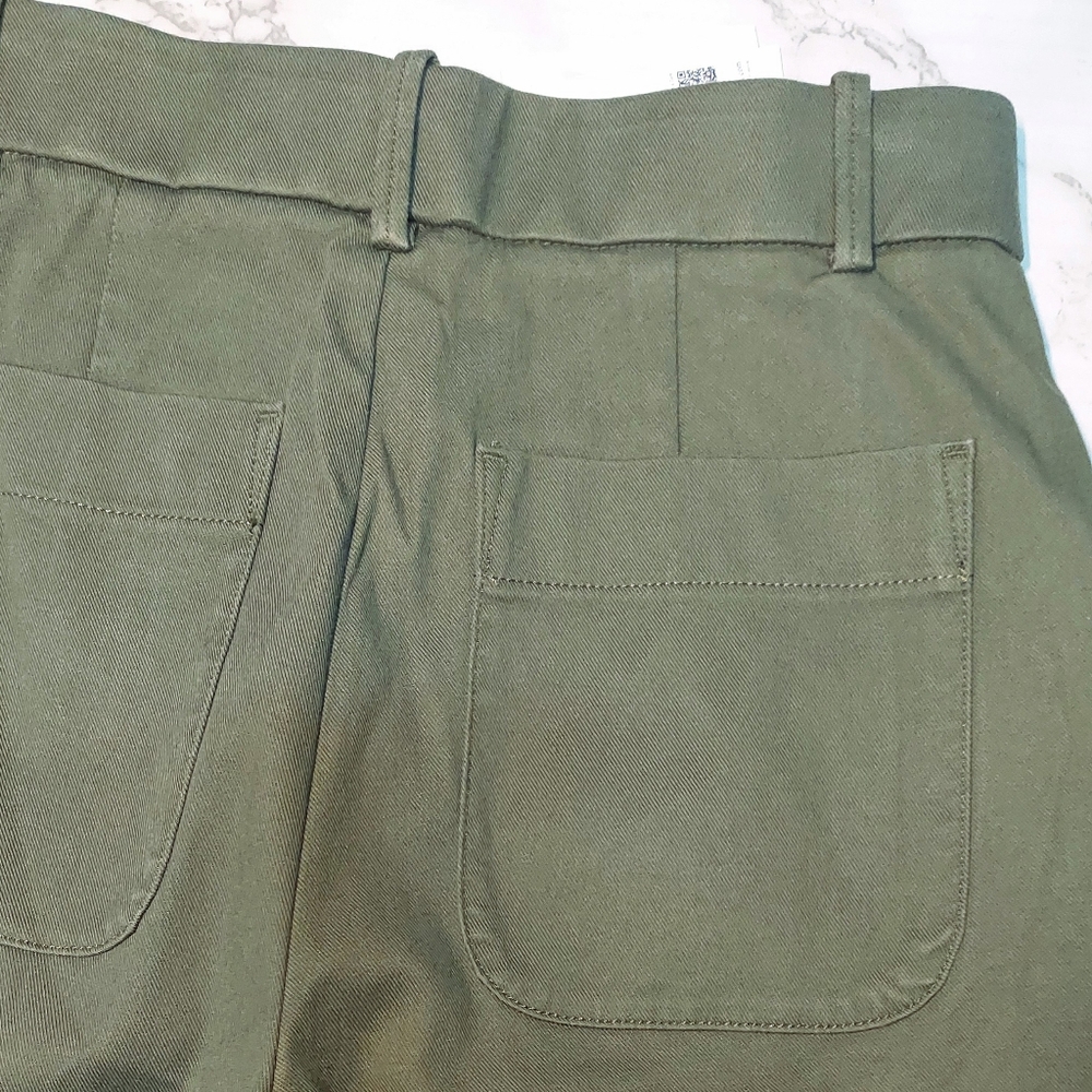 NWT Spanx Deep Pine Green Wide-Leg Stretch Twill Crop Pants, Size M - Picture 8 of 11